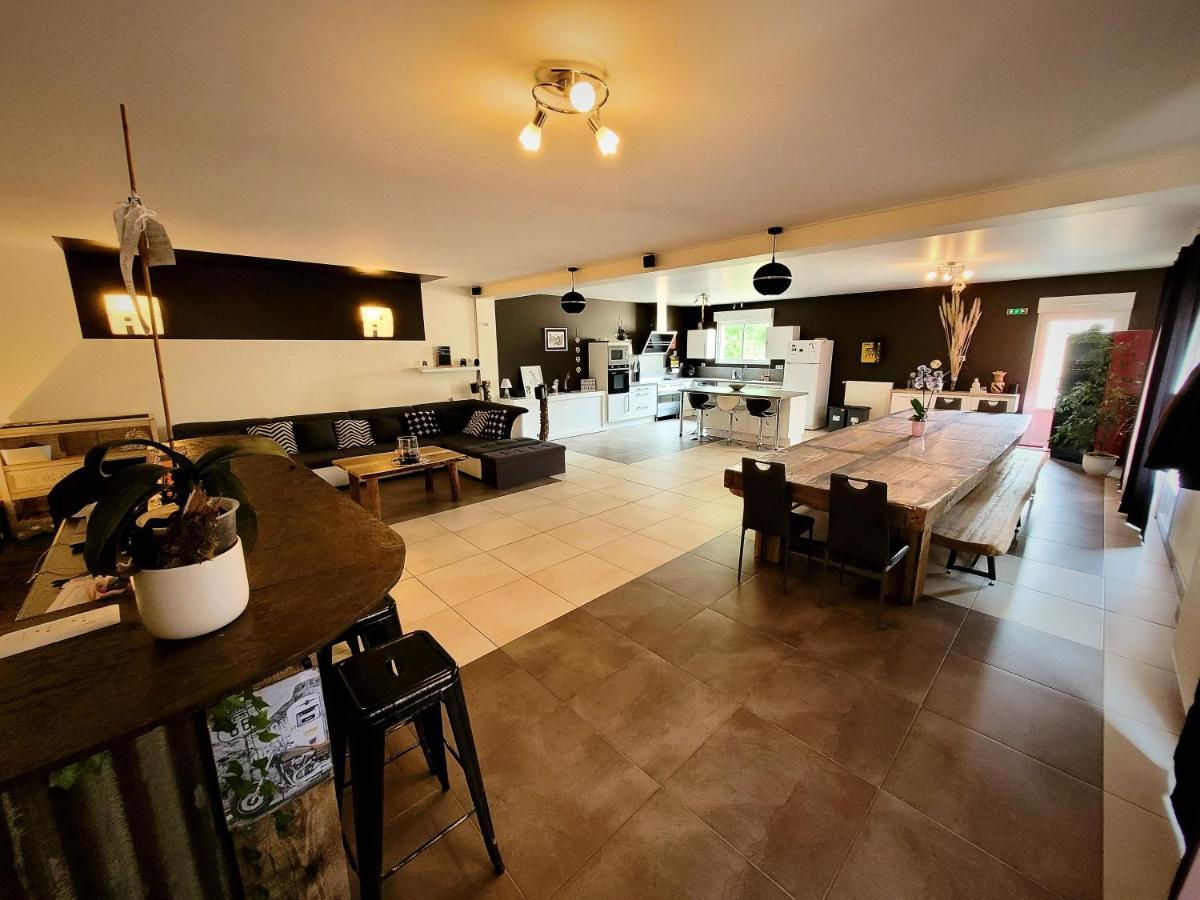 Au Vendangeoir Chambres D'Hotes Couvignon エクステリア 写真